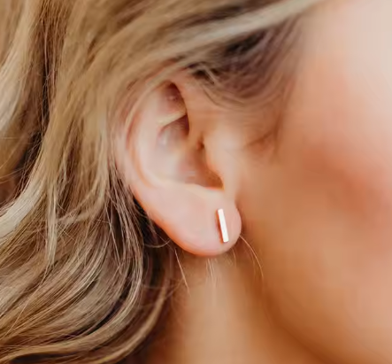 De Straight Bar Studs