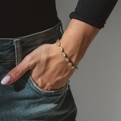 Tear Essence Bracelet