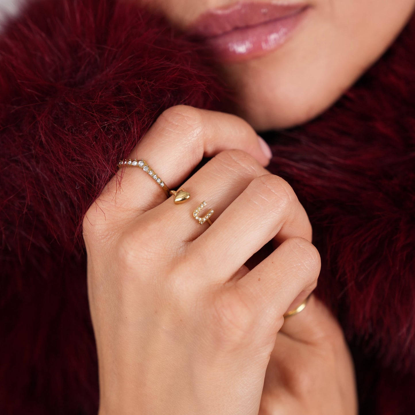 De Crown Whisper Ring