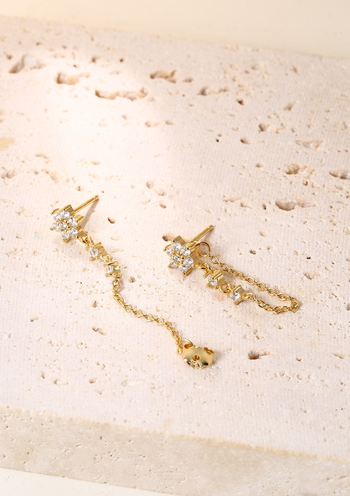 De Bloom Chain Studs