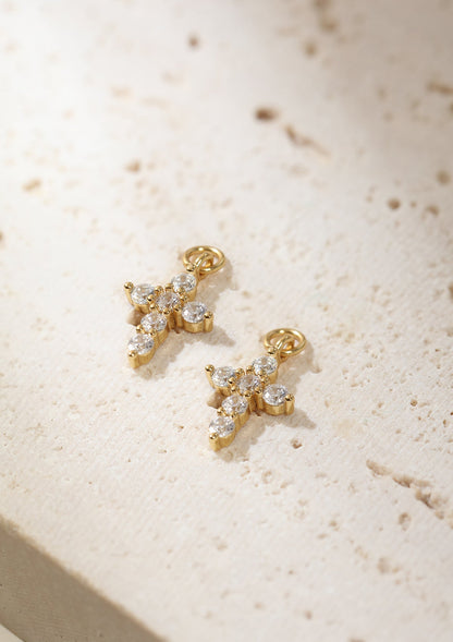 De Cross Whisper Hoops