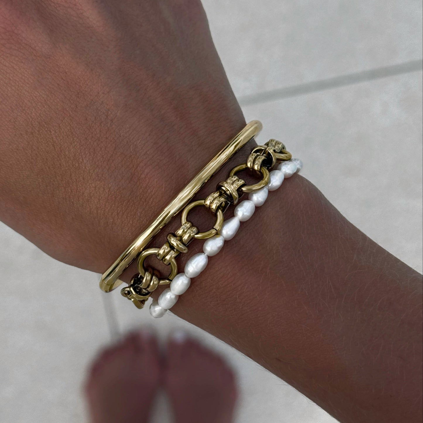 Minimal Glow Bracelet