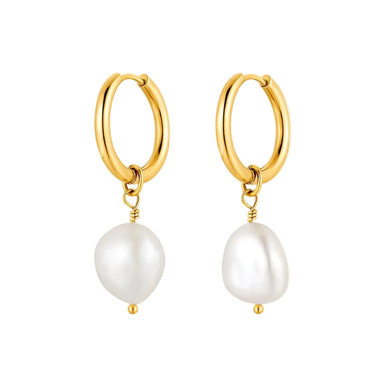 De Modern Pearl Hoops