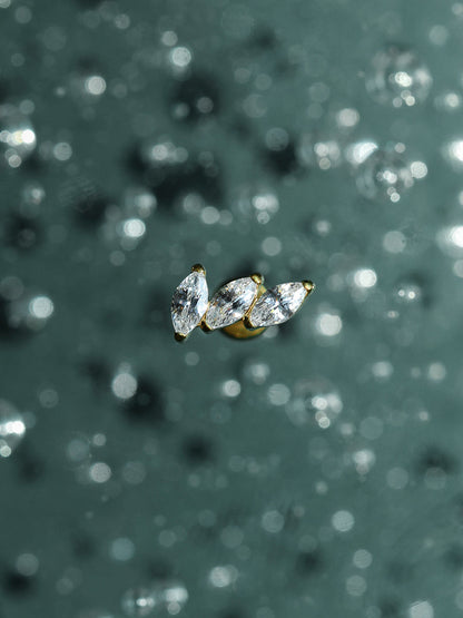 De Leaf Curve Piercing