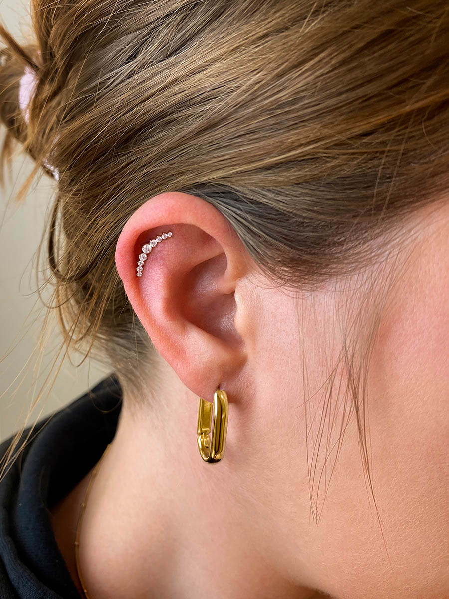 De Curved Shine Piercing