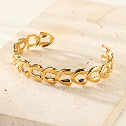 De Petal Link Open Cuff