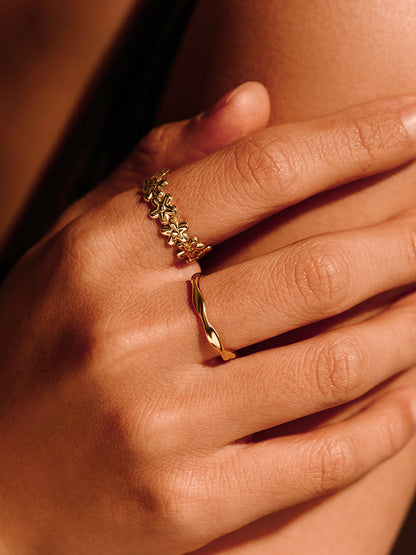 De Bloom Whisper Ring