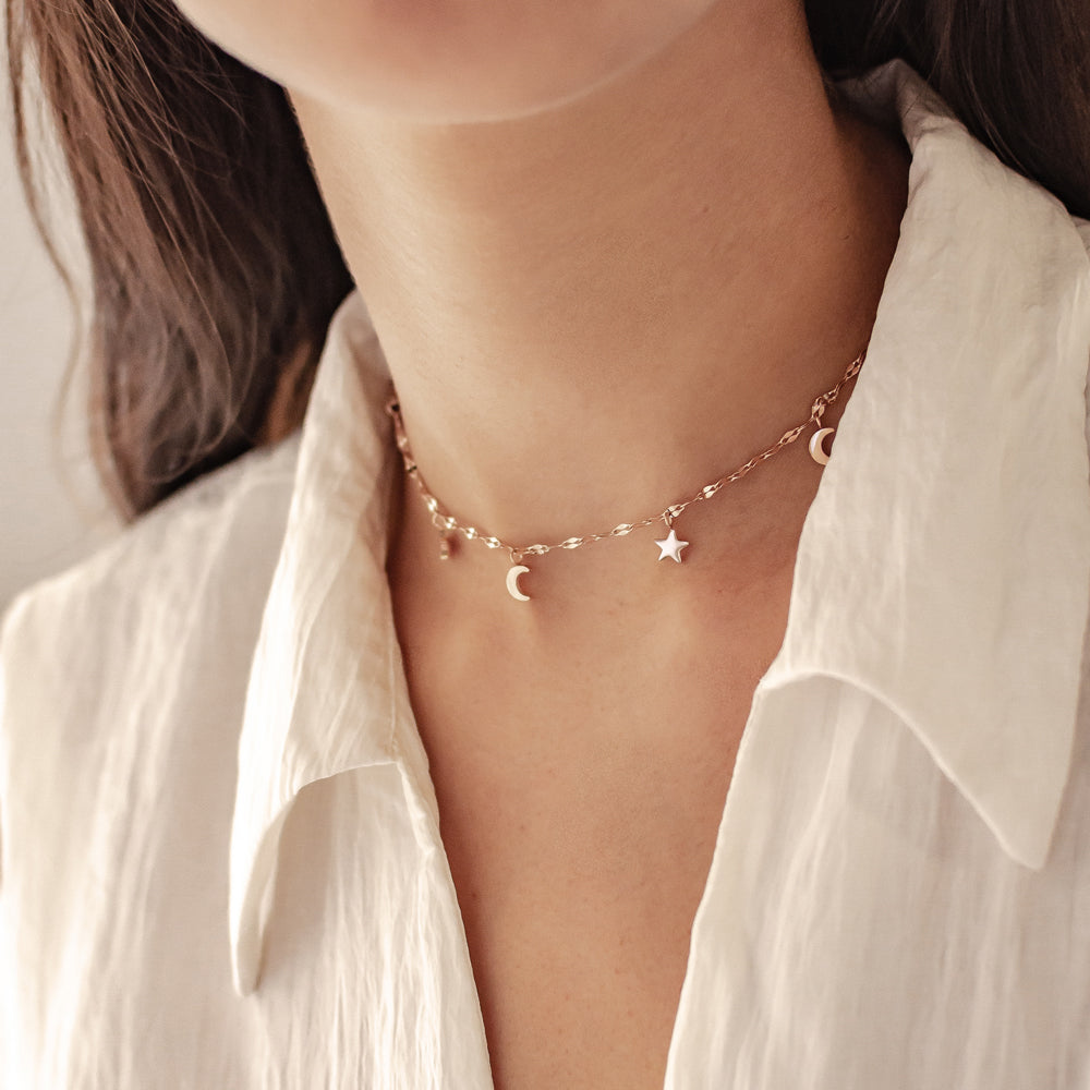 De Star-Moon Choker