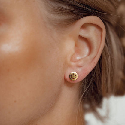 De Smile Moment Studs