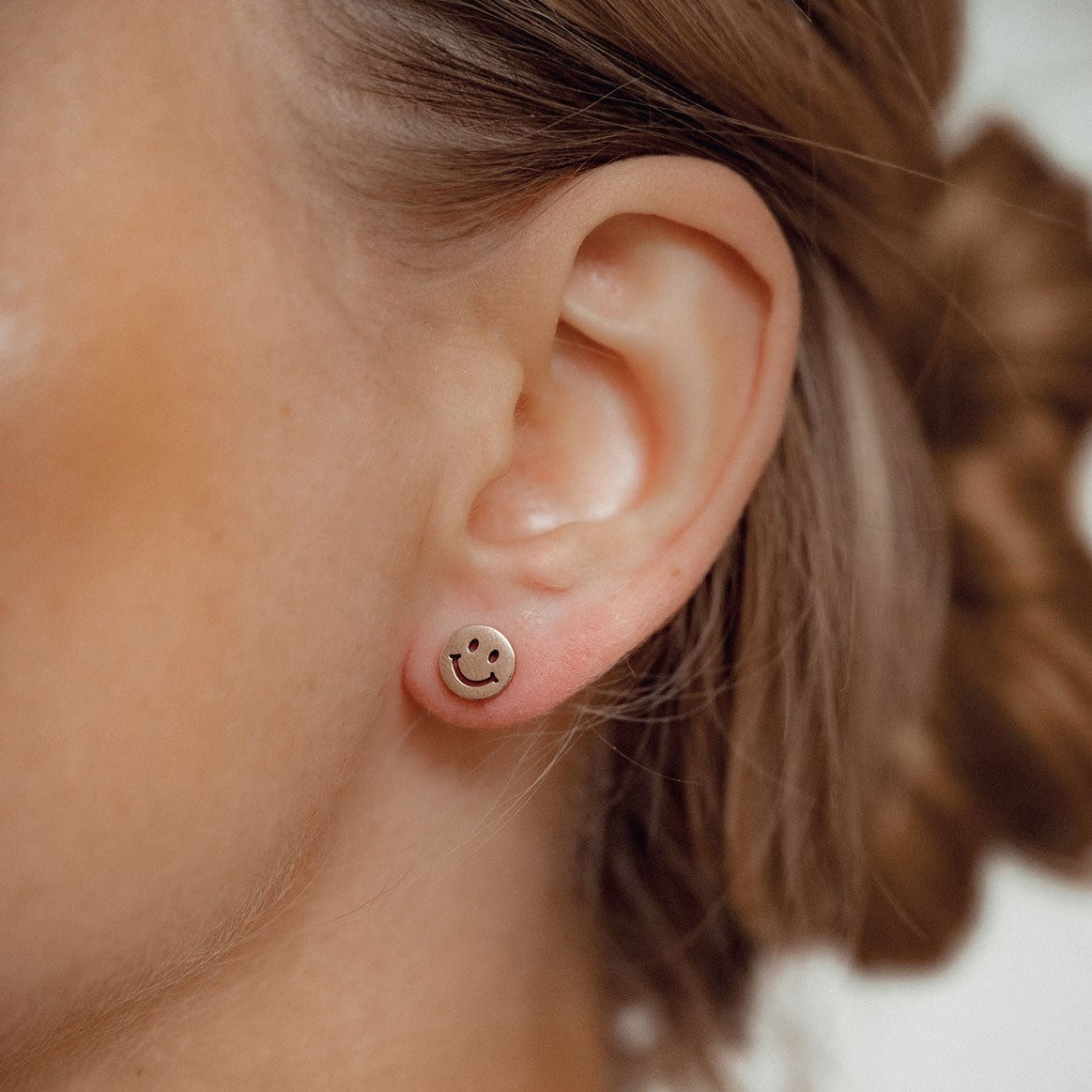 De Smile Moment Studs
